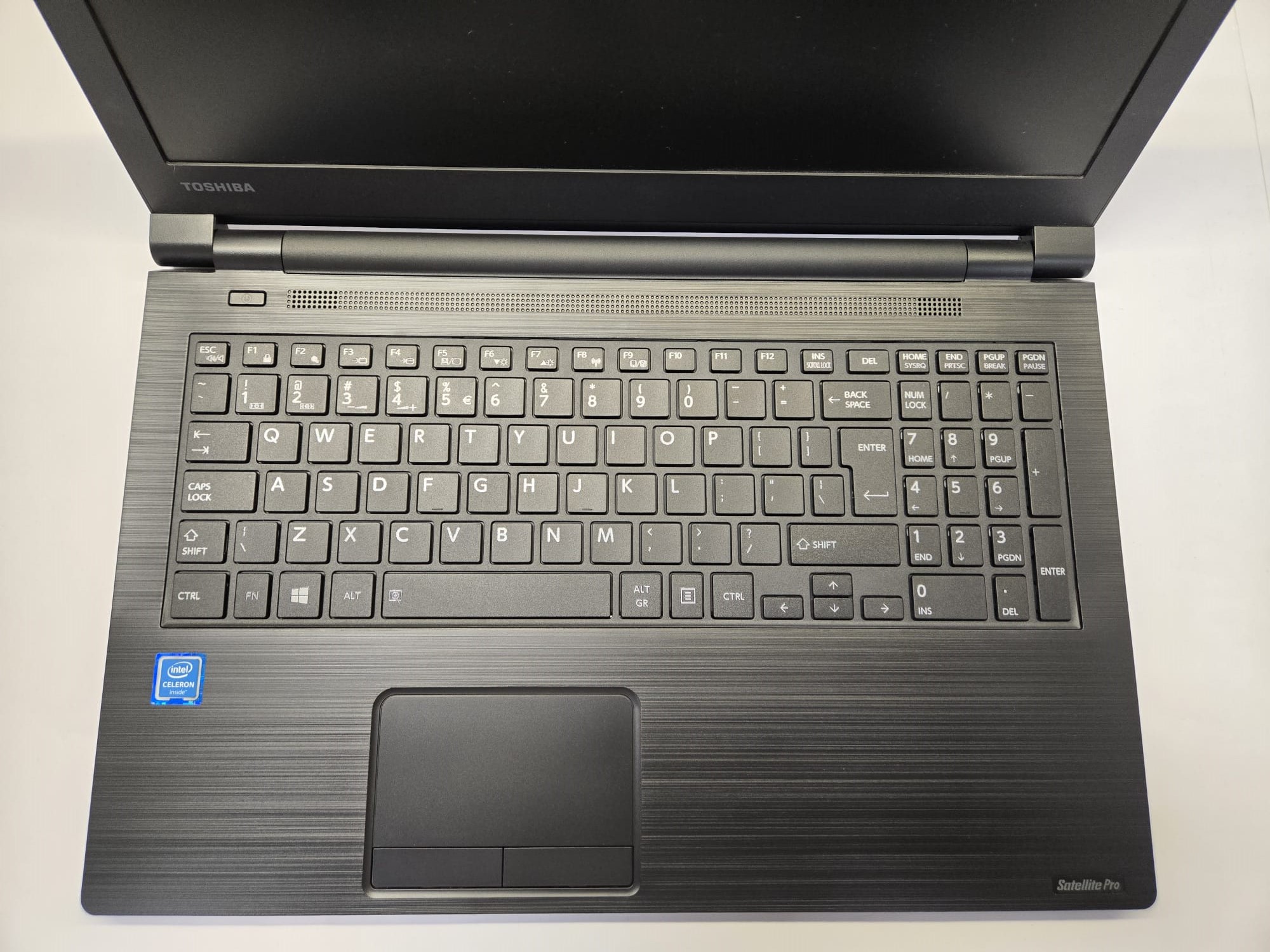 images/shop/Toshiba Dynabook Pro_053224023244_3.jpeg